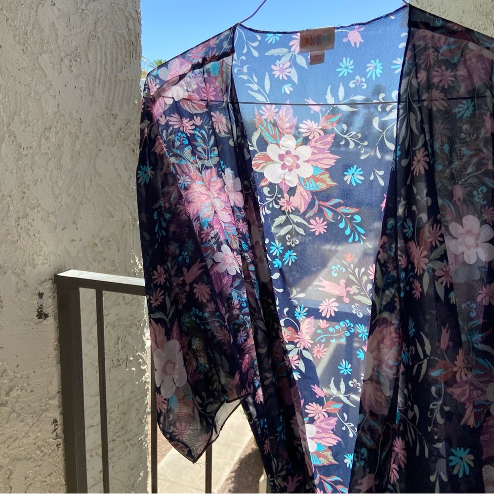 Lularoe Shirley Floral Sheer Kimono Cover-Up in Navy with Pink & Teal Flowers M